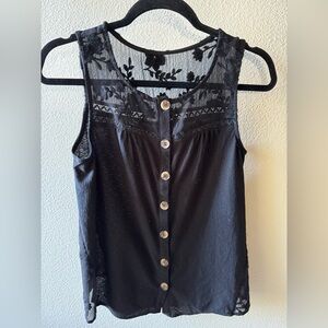 Mine Black Sleeveless Lace Blouse